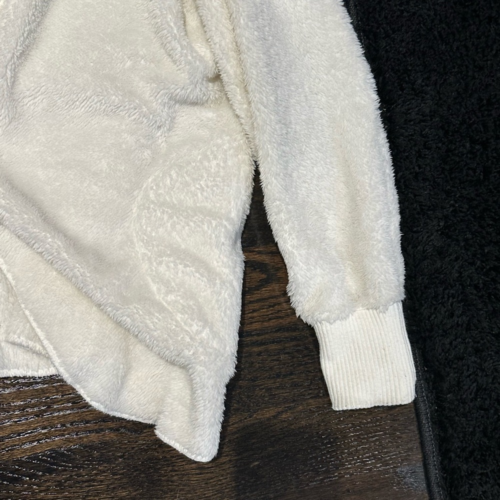Cozy Cream bear coat Hooded Sweater - Picture 7 of 8